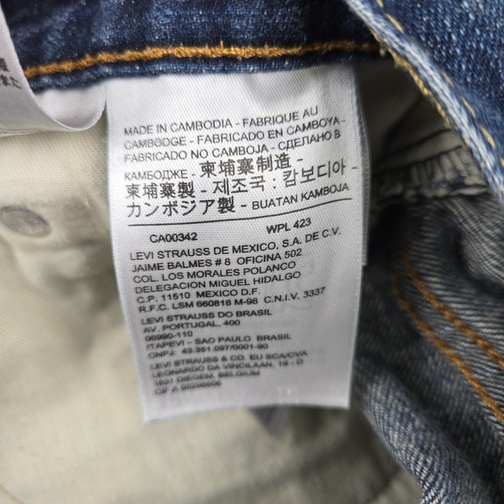 Levi's 569 Denim Shorts Men's Size 34 Blue Medium Wash Jorts Loose Fit 5 Pocket - Picture 2 of 8